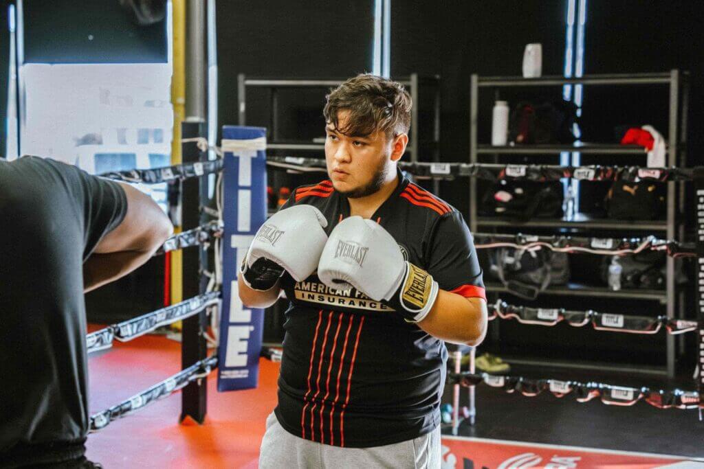 Join the best boxing gym for teenagers.